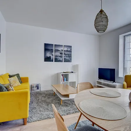 La Traversee Brestoise - Confort Avec Parking Privatif Au Centre-ville Apartment *