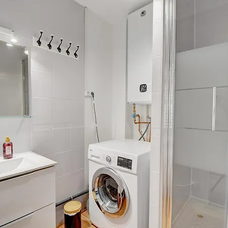 Apartment La Traversee Brestoise - Confort Avec Parking Privatif Au Centre-ville Brest